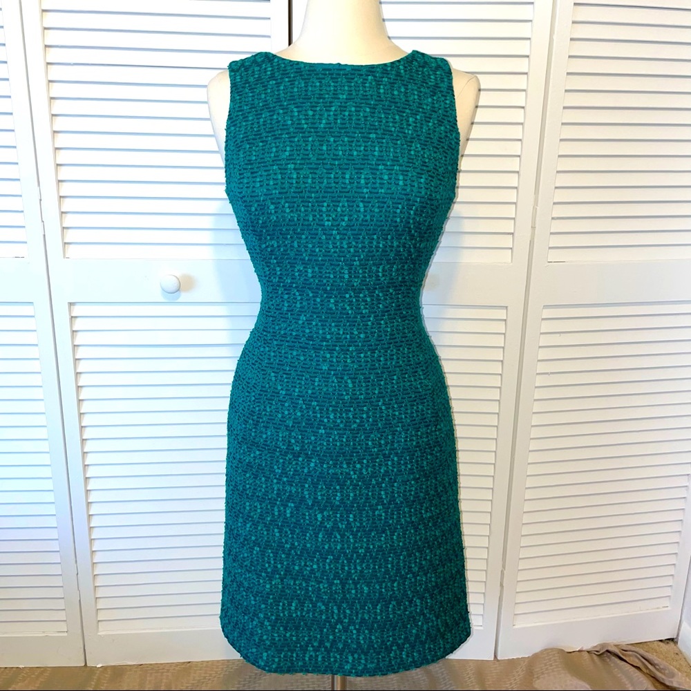 Oscar de la Renta sleeveless Boucle dress